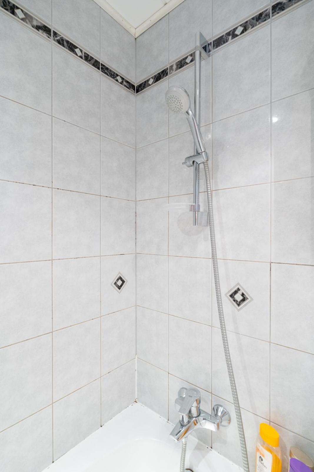 Two Bedrooms - 85 Squaremeters - 4 Min To U6 Dresdner Str Βιέννη Εξωτερικό φωτογραφία