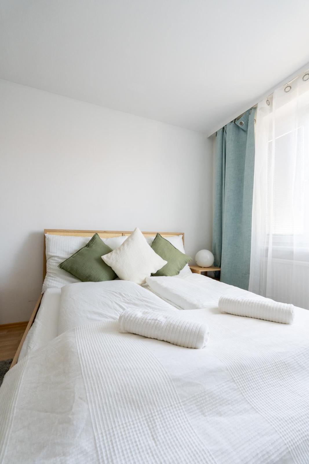 Two Bedrooms - 85 Squaremeters - 4 Min To U6 Dresdner Str Βιέννη Εξωτερικό φωτογραφία